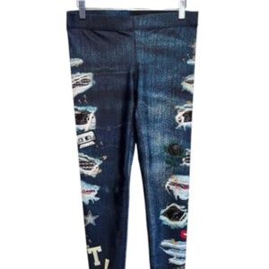 Zara Terez Athletic Leggings Women's L NWT Shredded Denim New York Subway Print